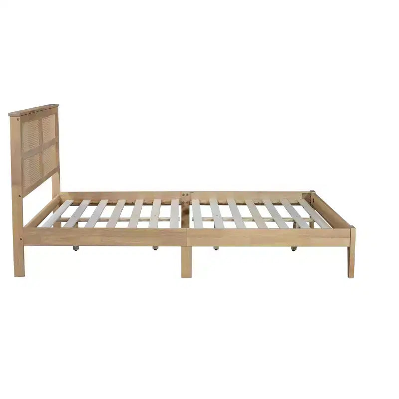 Lit en bois d'hévéa avec tête de lit en rotin et pieds de soutien pour chambre à coucher