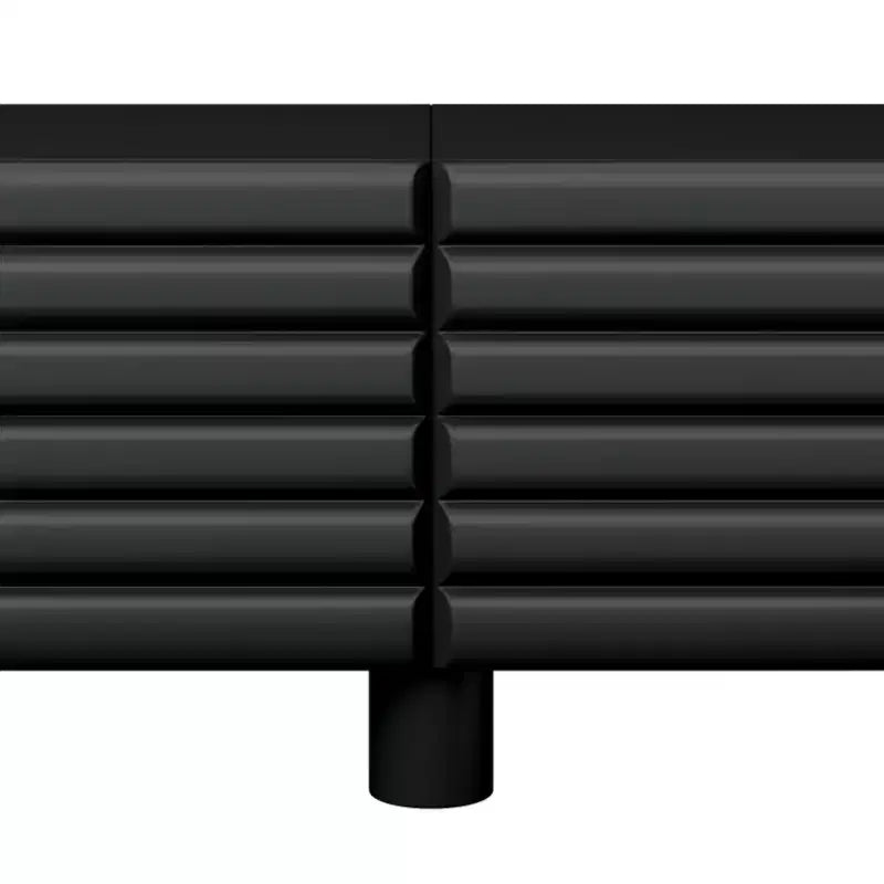 Meuble TV moderne pour téléviseurs de 75 pouces, doté d'un solide meuble multimédia avec étagères réglables et d'un centre de divertissement avec des portes de placard à motif ondulé.