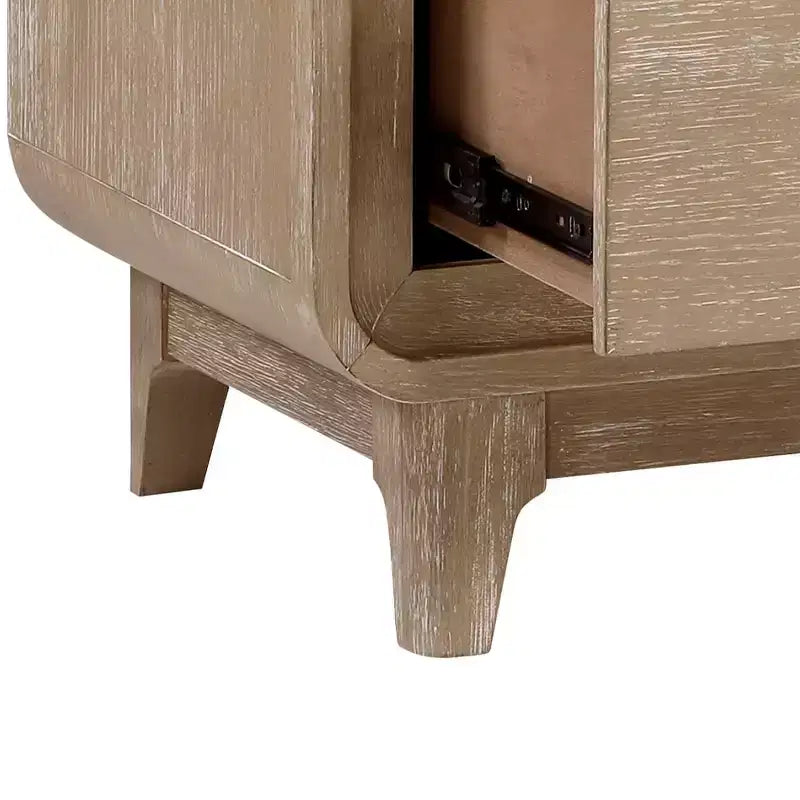 Table de chevet moderne en bois — avec deux tiroirs de rangement, des coins arrondis et des poignées en métal