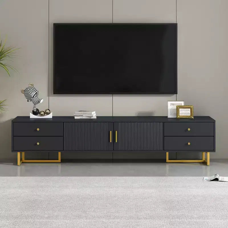 Meuble TV moderne pour téléviseurs de 65 pouces ; centre de divertissement/console média avec tiroirs ; meuble de rangement TV en bois avec pieds dorés.